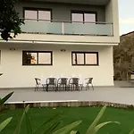 Casa D'avo Dete, Ferias No Coracao Do Minho Gamil e Midoes
